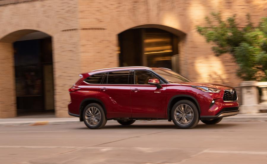  Toyota Highlander Hybrid Platinum AWD 2019 года  (фото 21 из 67)